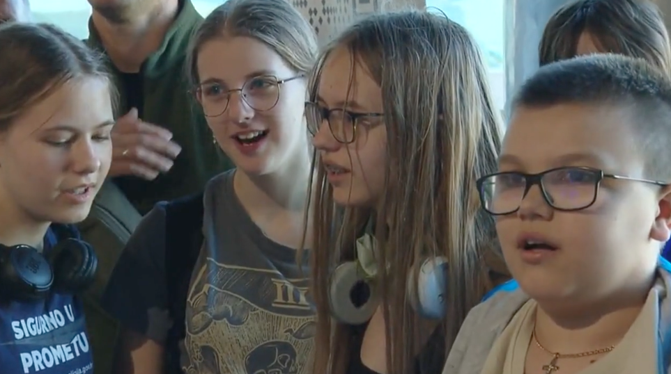 CBS. Colorado hosts children who lost fathers